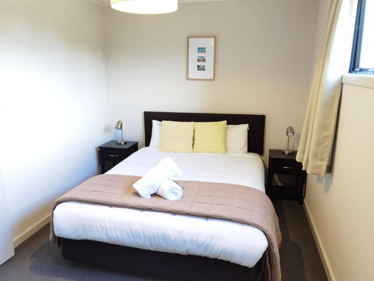 Milford Road Apartments Te Anau Zewnętrze zdjęcie