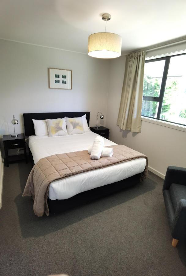 Milford Road Apartments Te Anau Zewnętrze zdjęcie